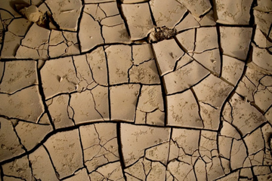 美媒：全球逾40亿人每年有一个月严重缺水(图1)